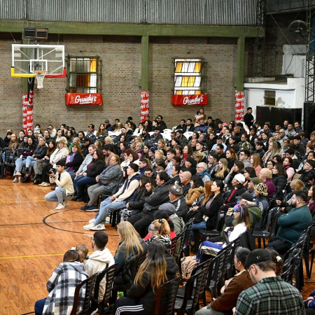 El día que 12 familias vieron cumplido su sueño