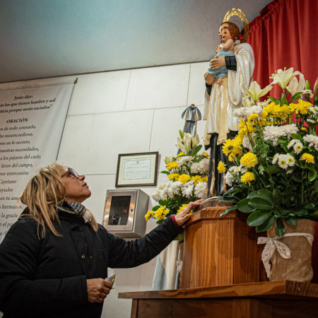 La multitud volvió a abrazar a San Cayetano