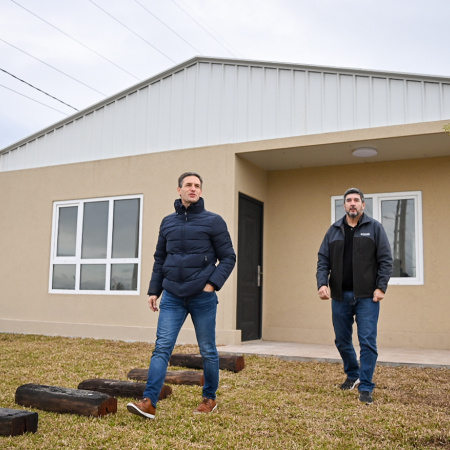 San Vicente mostró su modelo para acceder al suelo y la vivienda