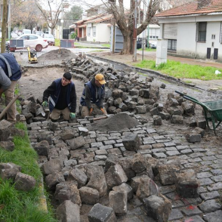 Recuperaron 50 cuadras de adoquines