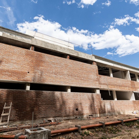 Un nuevo edificio para la UNaB: así avanza la obra que ampliará su capacidad en Burzaco