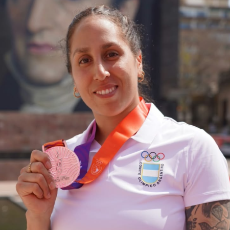 Micaela Cortez, la varelense que llegó a la plata en el Frontball