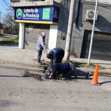 Presidente Perón refuerza la limpieza de desagües