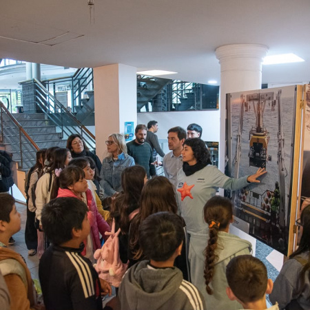 Cientos de estudiantes se sumergieron en las profundidades del mar